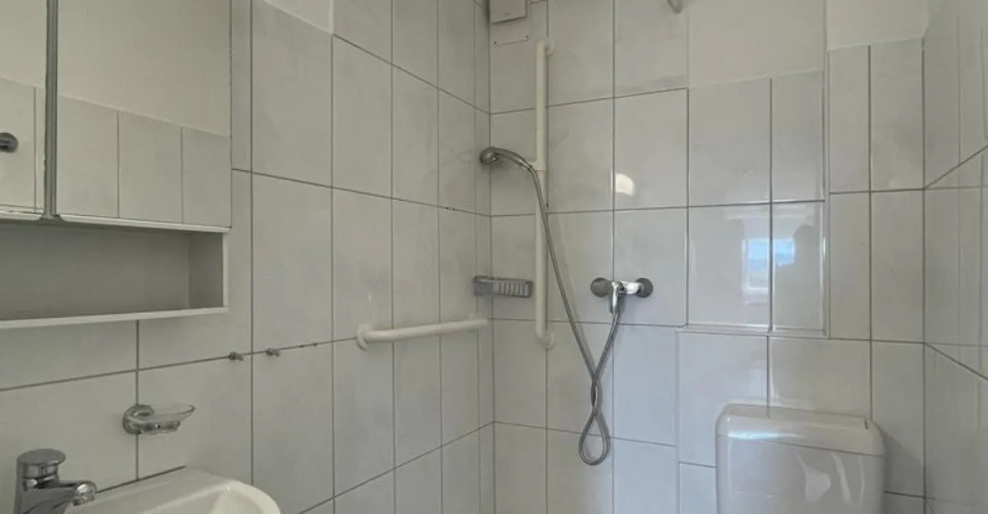 Joli appartement 4.5 pièces - Photo 8 sur 9