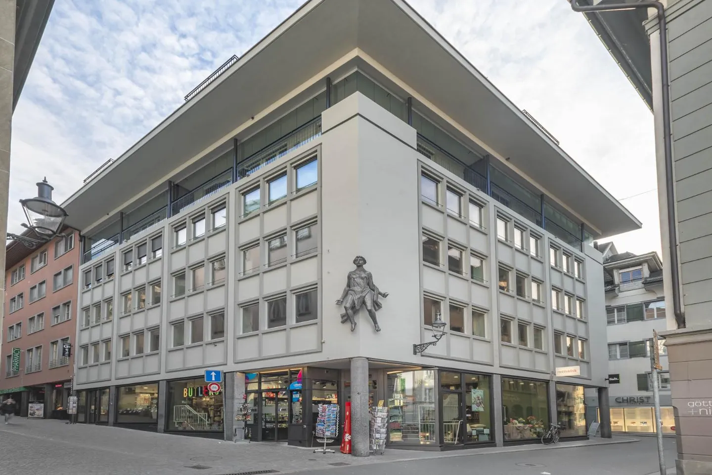 Modernes Büro in Luzern - Foto 1 von 5