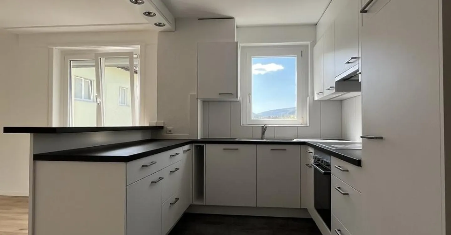 Joli appartement 4.5 pièces - Photo 3 sur 9