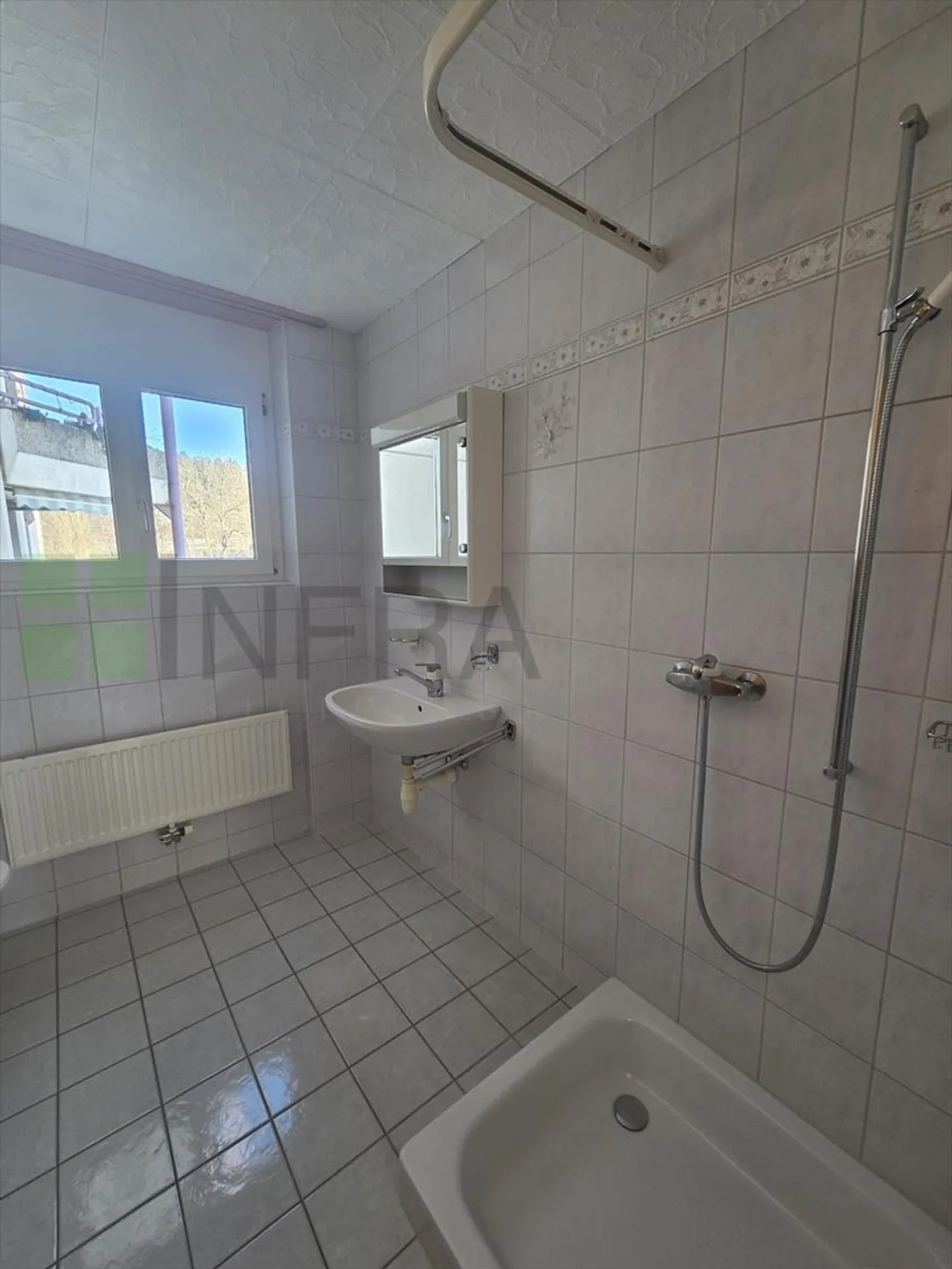 Appartamento di 4 stanze al 1° piano con ascensore - Foto 2 di 12