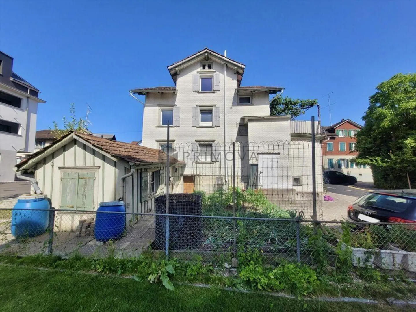 Mehrfamilienhaus mit Potenzial - Foto 1 von 11