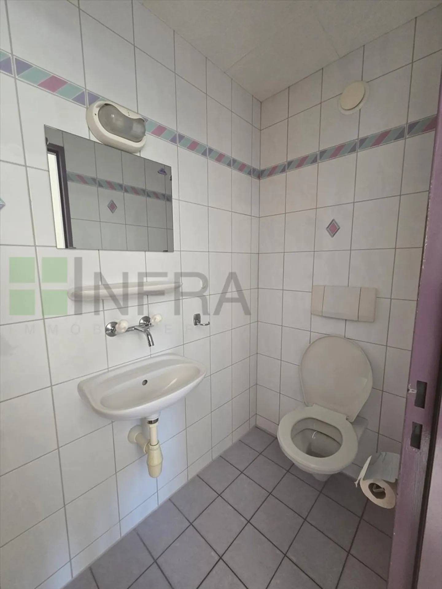 Appartamento di 4 stanze al 1° piano con ascensore - Foto 4 di 12