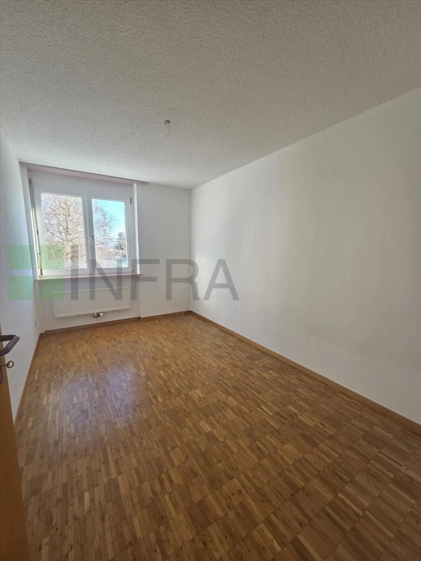 Appartamento di 4 stanze al 1° piano con ascensore - Foto 9 di 12