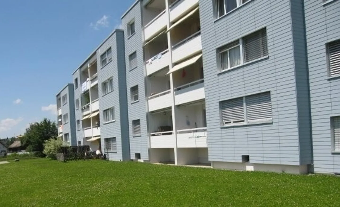 Within a few minutes walk to Lake Pfäffiker - Photo 1 of 5