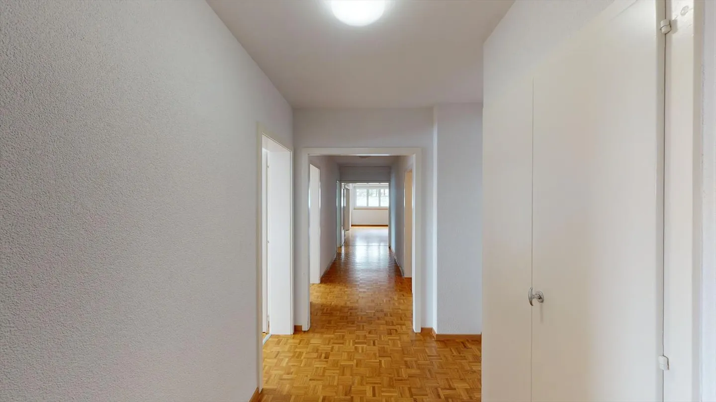 Bel appartement avec une vue panoramique - Photo 9 sur 9