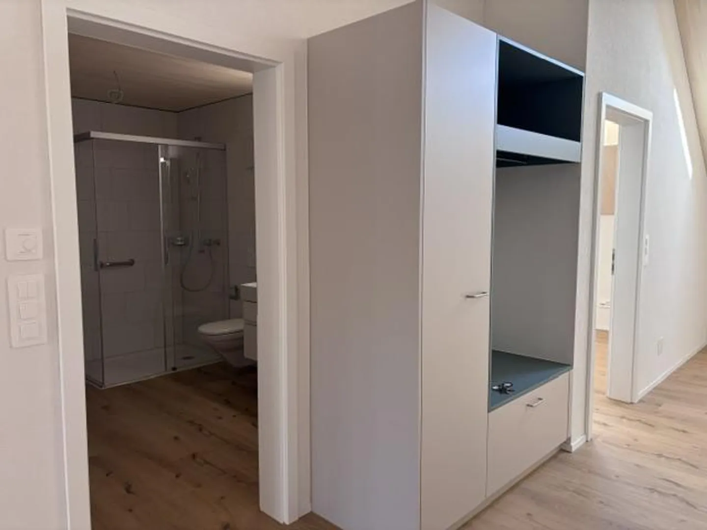 Prima occupazione appartamento attico spazioso di 2,5 stanze 90 m2 - Foto 5 di 11