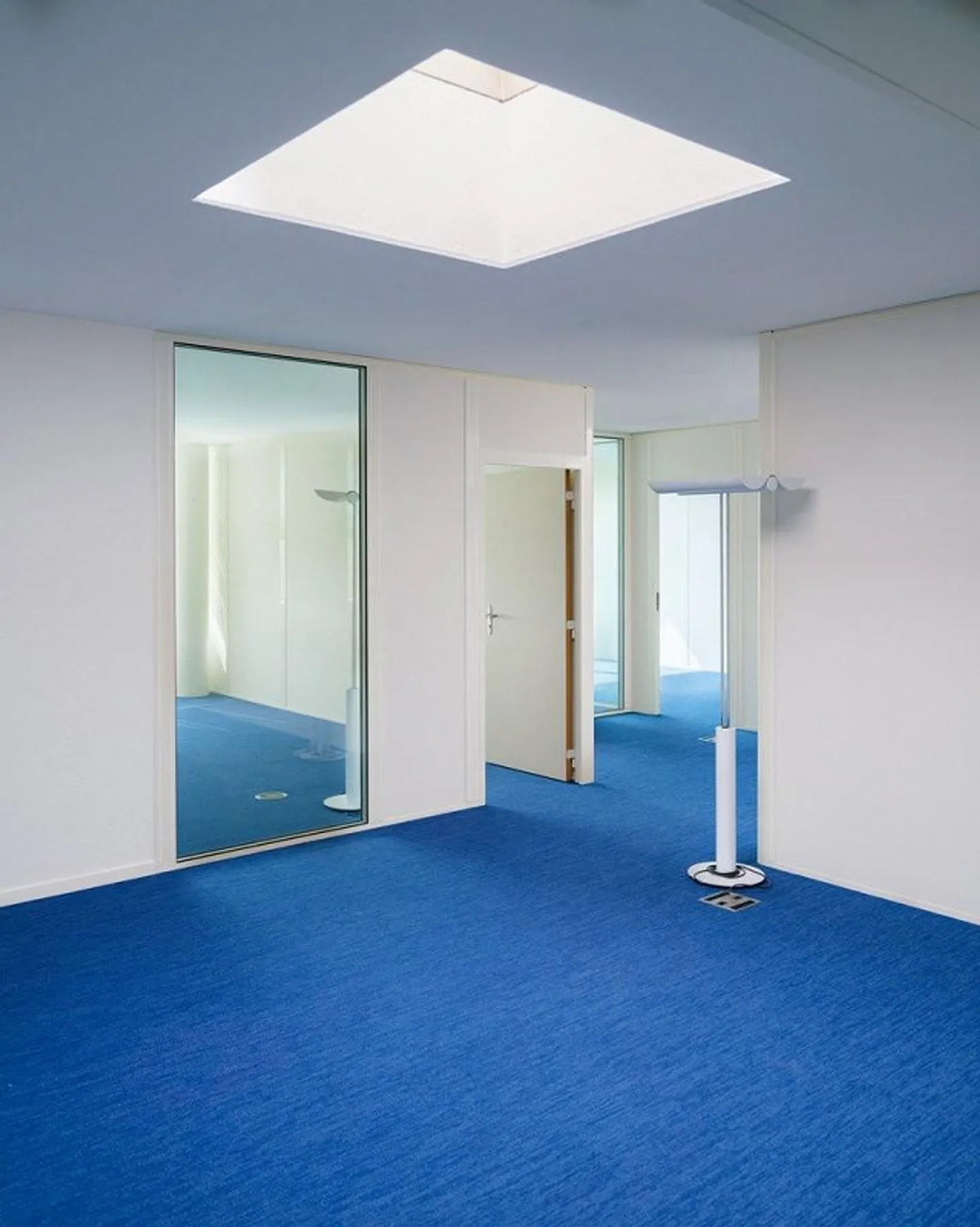 Bürofläche in einer grünen Umgebung in der Nähe von Annehmlichkeiten - Foto 4 von 10