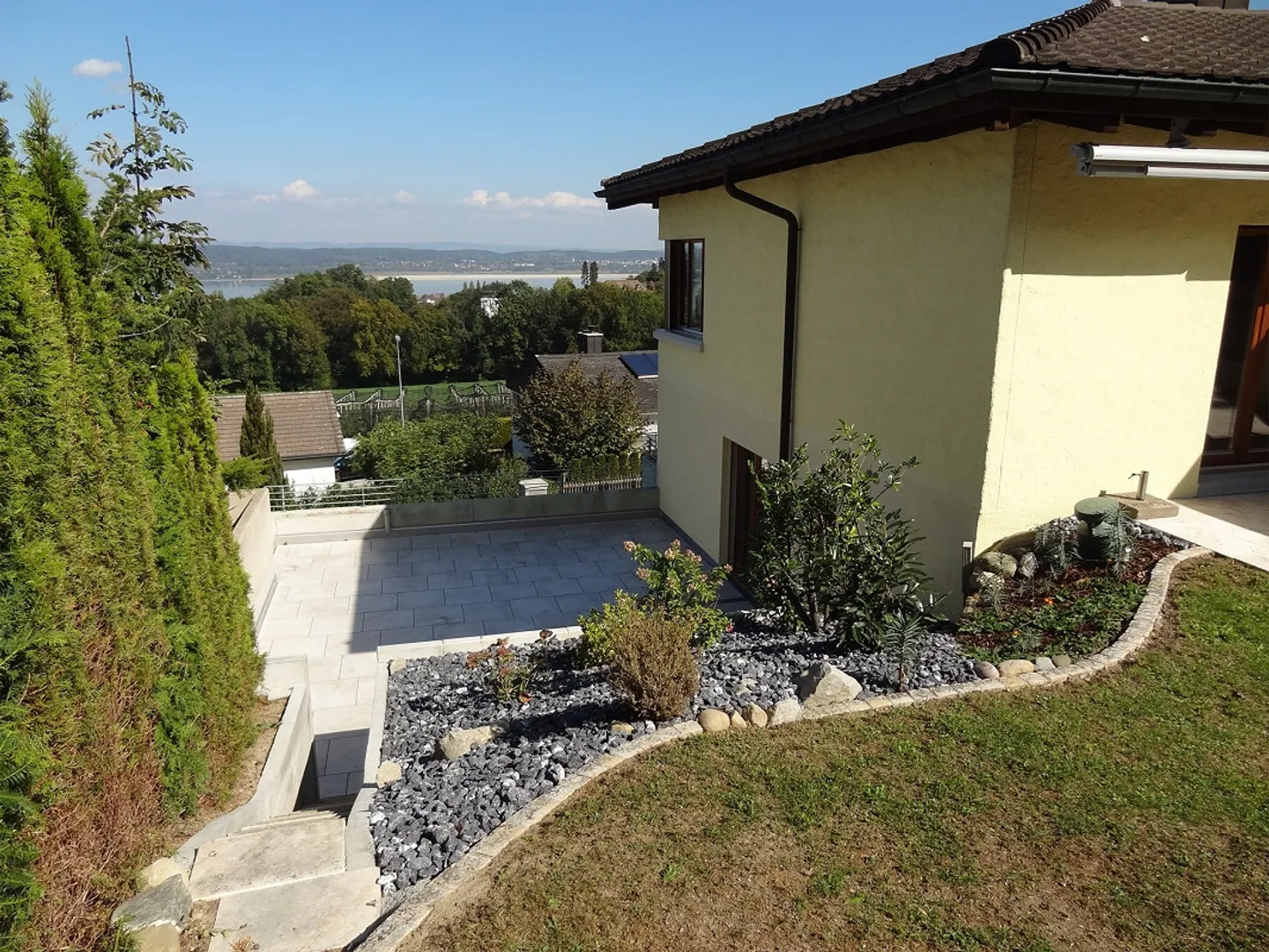 5.5-Z-EFH incluso studio separato, accogliente, vista lago non ostacolata, soleggiato - Foto 7 di 25