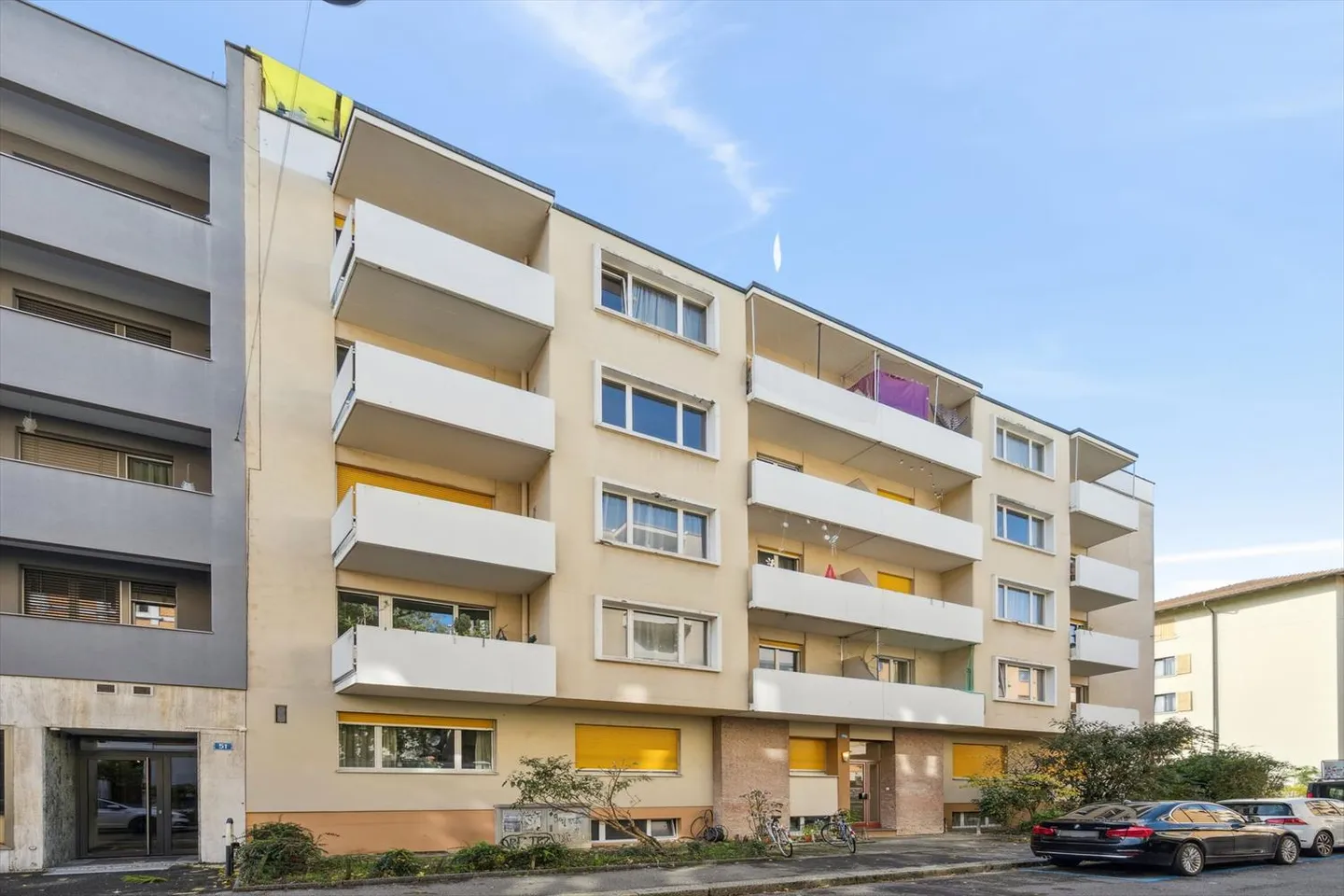 Rent without deposit - Your new home awaits - Photo 1 of 9