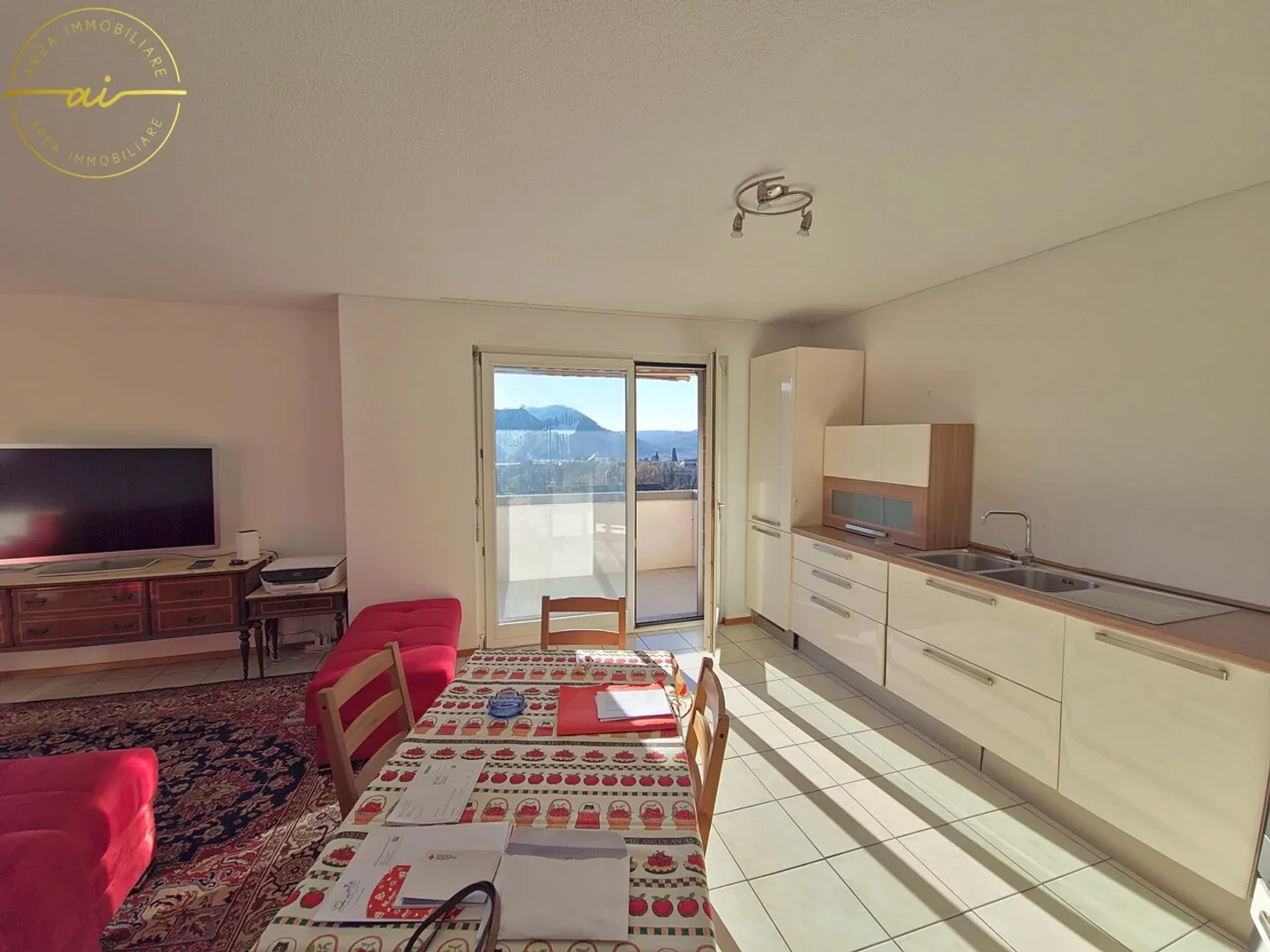 APPARTEMENT 3.5 PIÈCES DANS UN QUARTIER CALME ET BIEN SERVI - Photo 13 sur 13