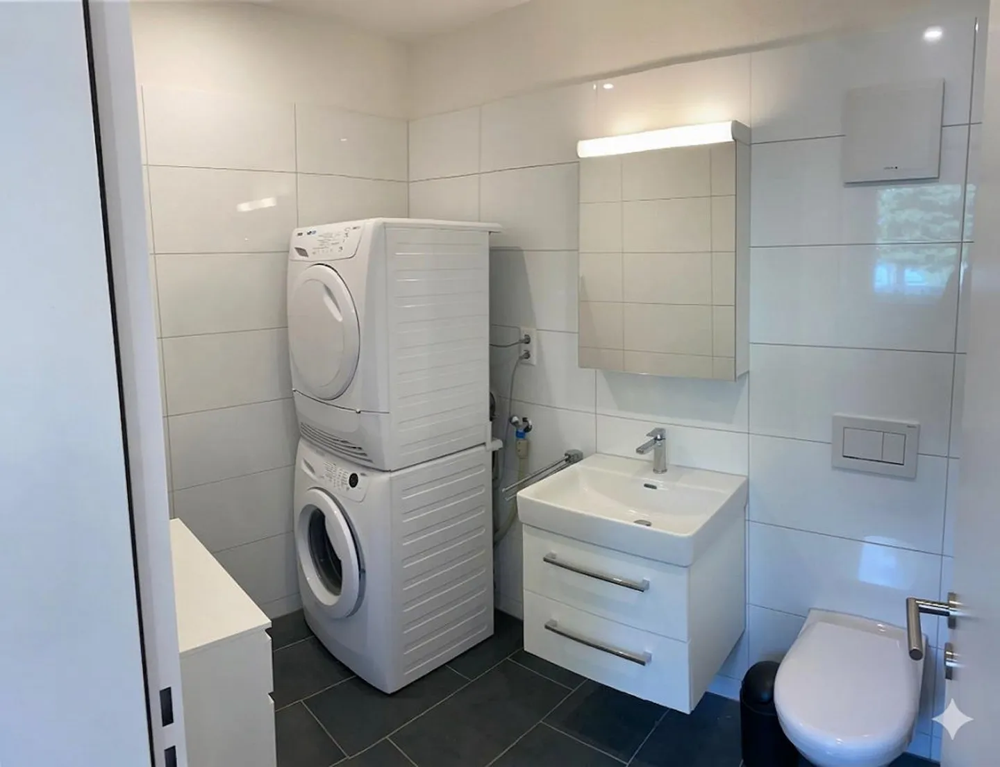 Charming 3.5-room apartment with spacious balcony - Photo 6 of 9