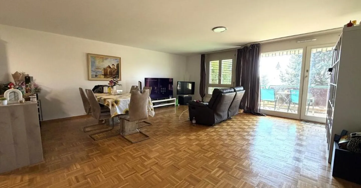 Geräumige 3,5-Zimmer-Wohnung von 95 m2 - Foto 1 von 12