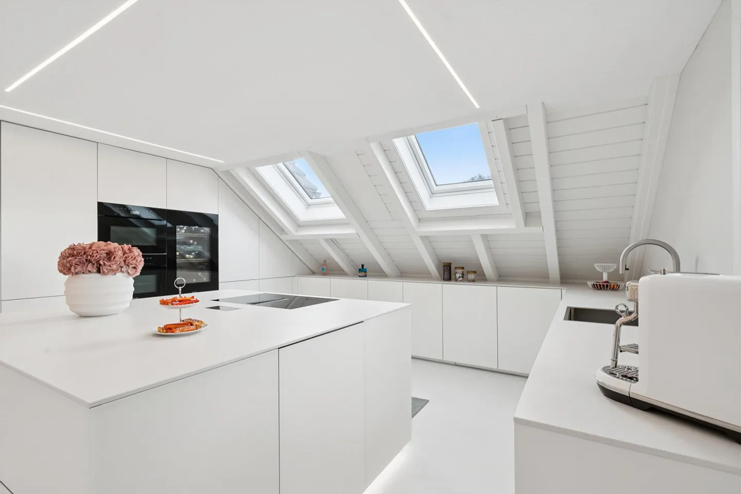 Exklusive Maisonette-Dachwohnung - neu renoviert mit modernem  und hochwertigem Ausbau - Foto 4 von 21