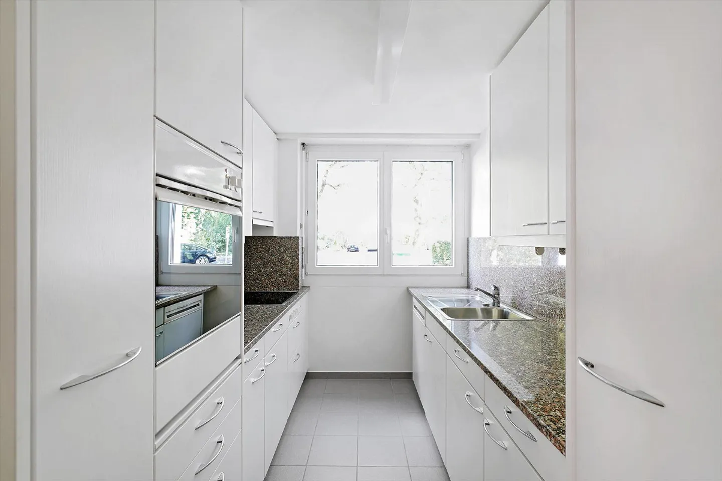 «Viel Platz an bevorzugter Lage mit traumhafter Aussicht» - Foto 3 von 10