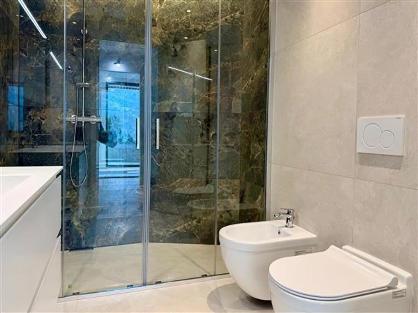 Brusino Arsizio: Villa 4.5 camere - Foto 9 di 13