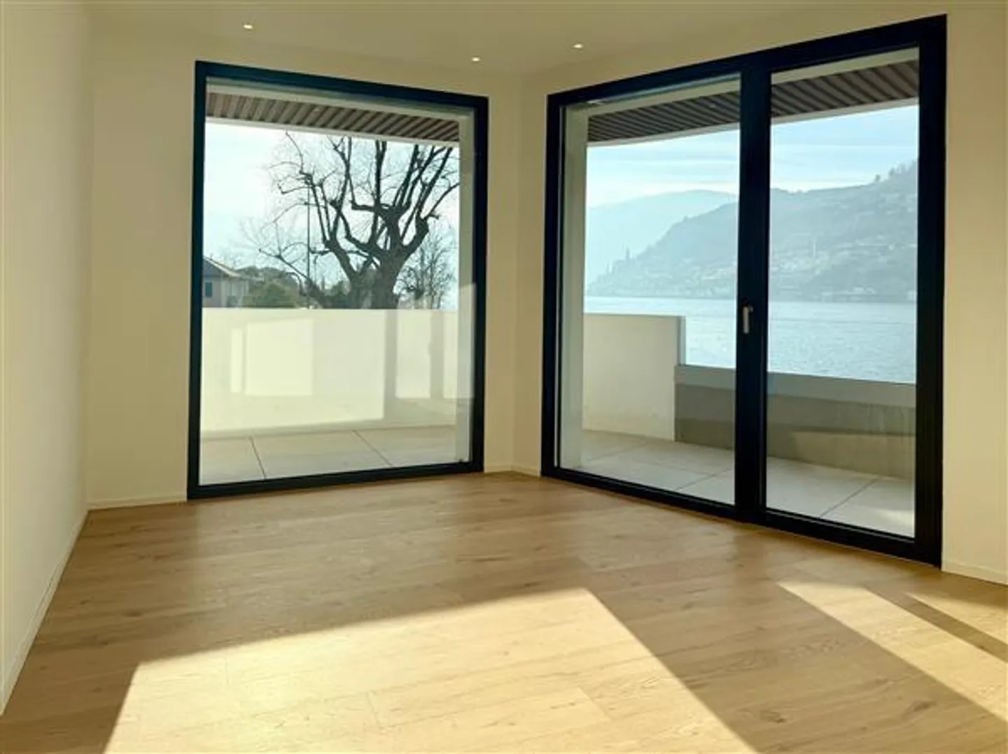 Brusino Arsizio: Villa 4.5 camere - Foto 11 di 13