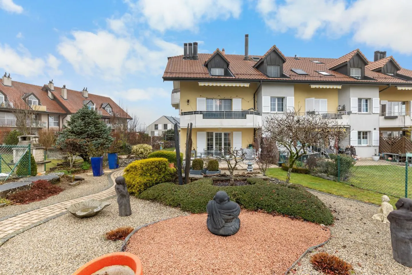 Apartment for sale - Photo 1 of 13