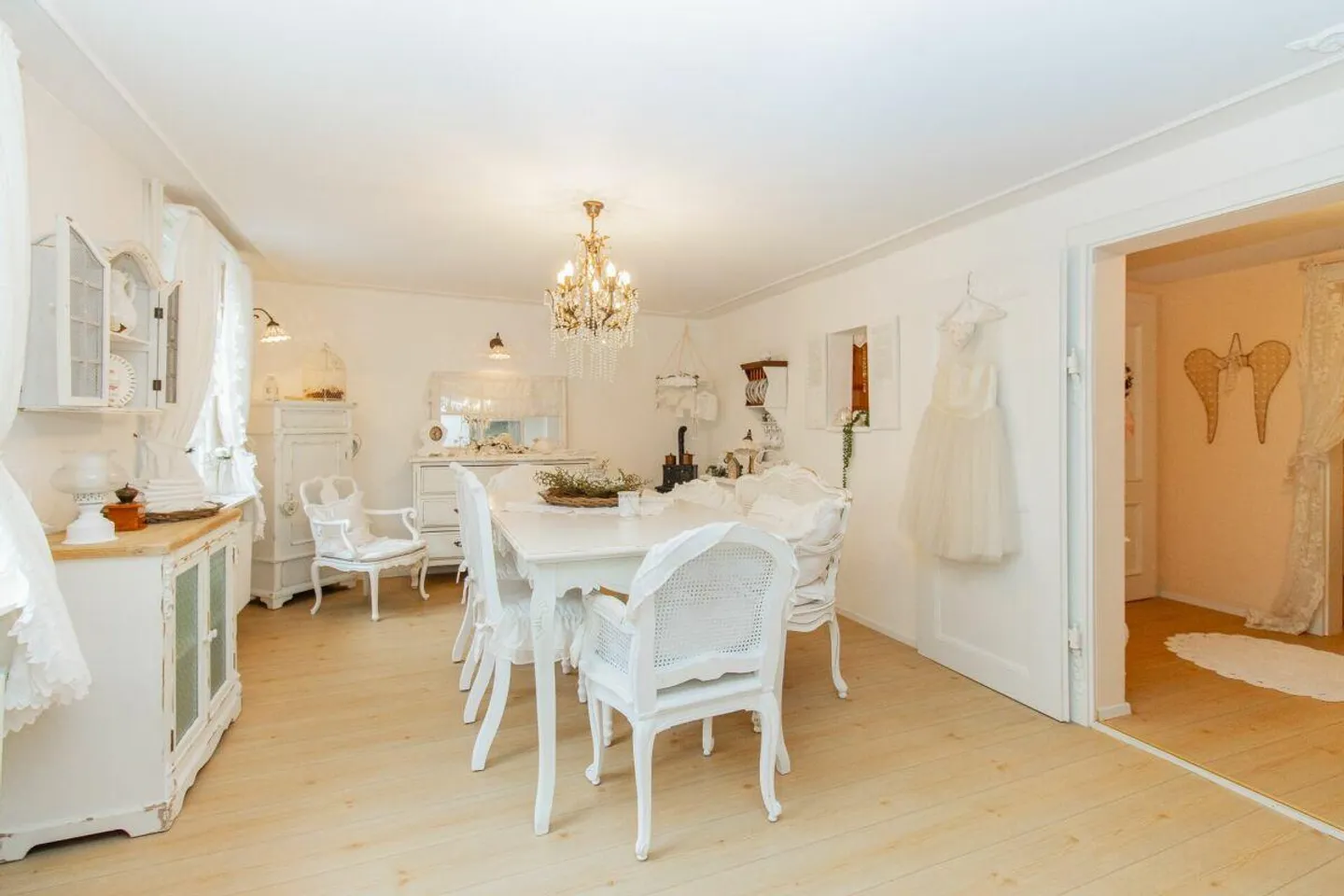 Maisonette de 6,5 pièces dans une maison à colombages historique - Photo 4 sur 10