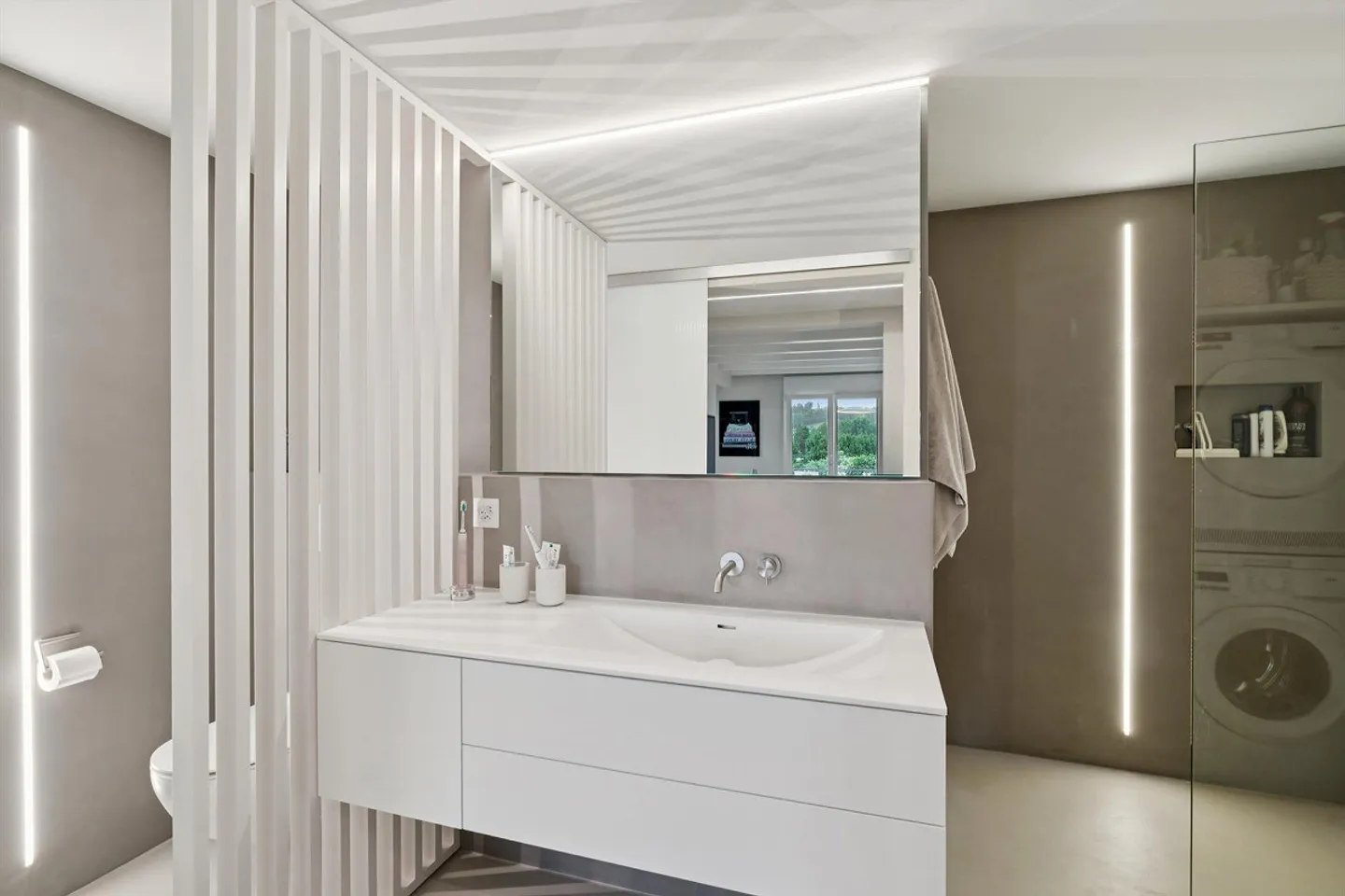 Exklusive Maisonette-Dachwohnung - neu renoviert mit modernem  und hochwertigem Ausbau - Foto 9 von 21