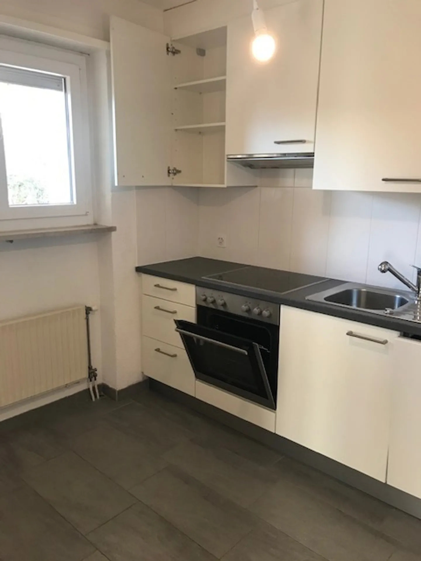 ASCONA, affittiamo appartamento 3.5 locali in zona centrale - Foto 2 di 5