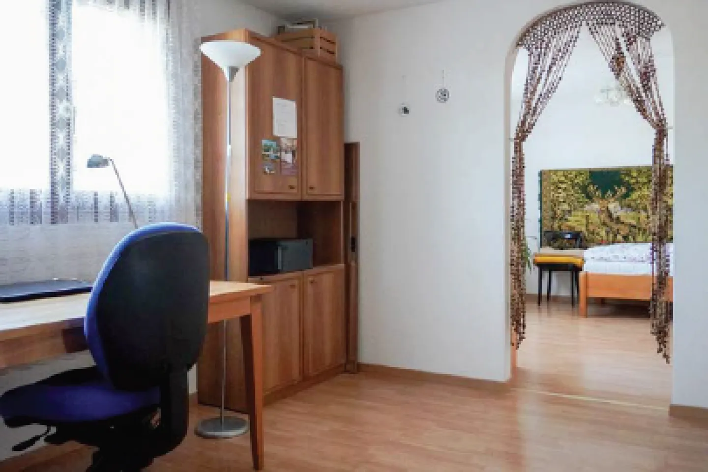 Casa unifamiliare indipendente di 5 stanze con garage, cortile, balcone, giardino e bella vista - Foto 10 di 13