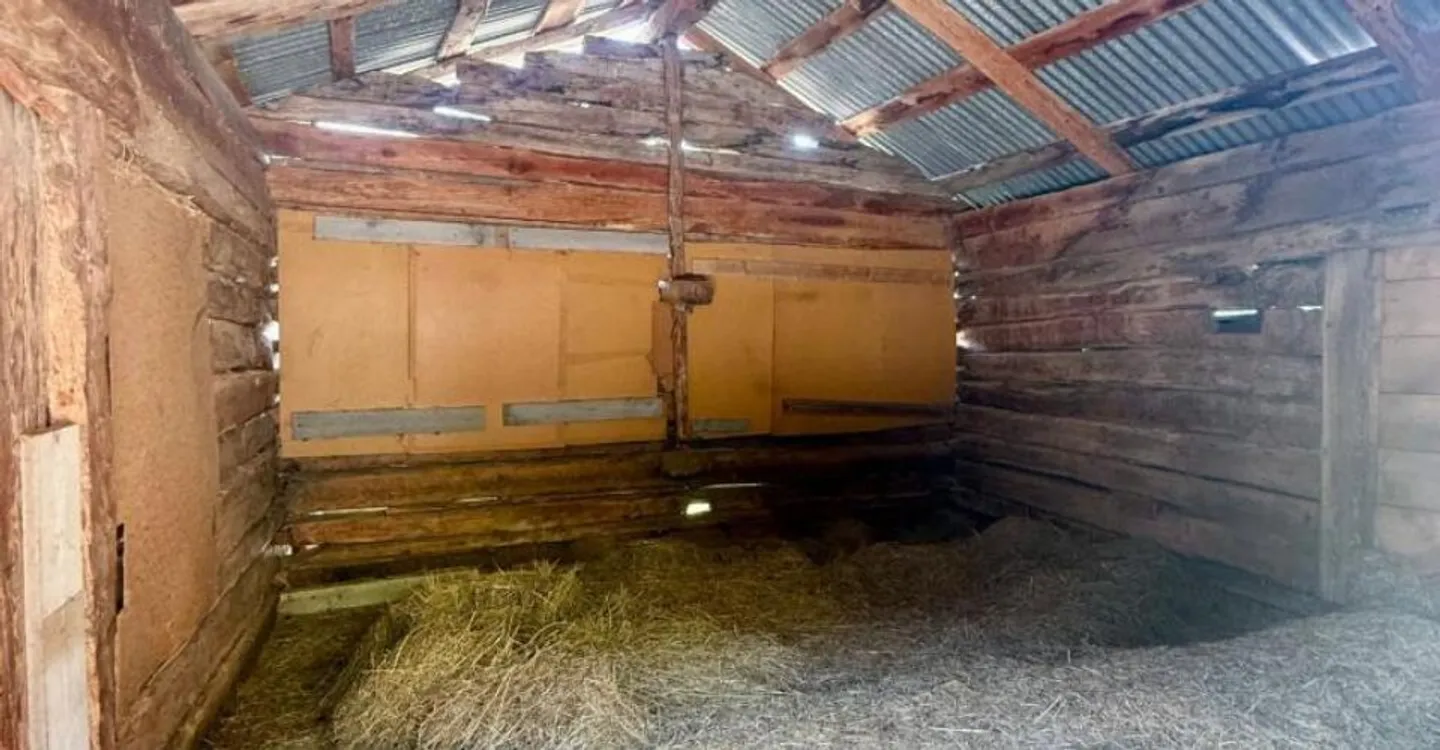 LAND WITH BARN STABLE TO RENOVATE NENDAZ - Photo 6 of 9