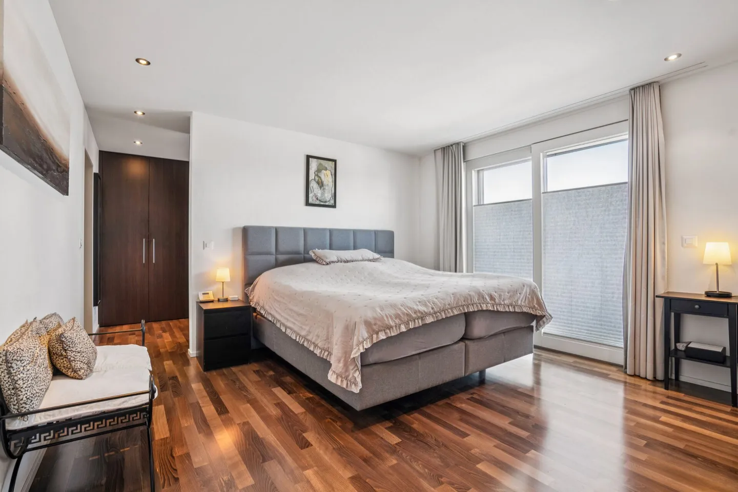 Villa familiare esclusiva con appartamento separato e vista lago - Foto 13 di 35