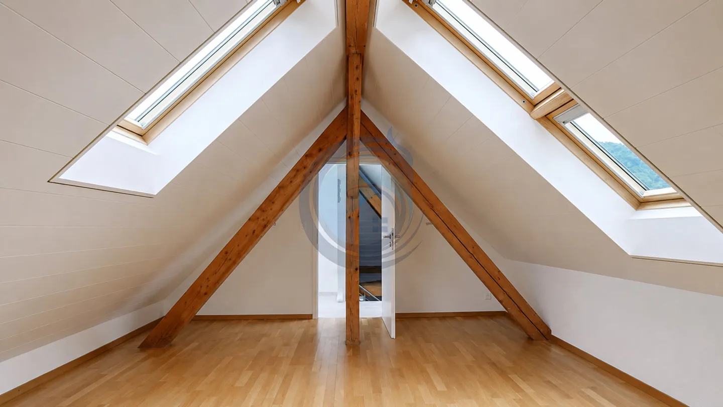 CHARMANT APPARTEMENT EN ATTIQUE DE 4.5 PIÈCES AU CENTRE-VILLE D'AIGLE - Photo 9 of 13