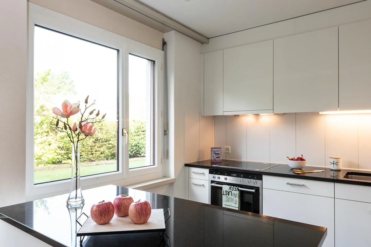 Profitez des soirées d'été sur le patio... - Photo 3 sur 8