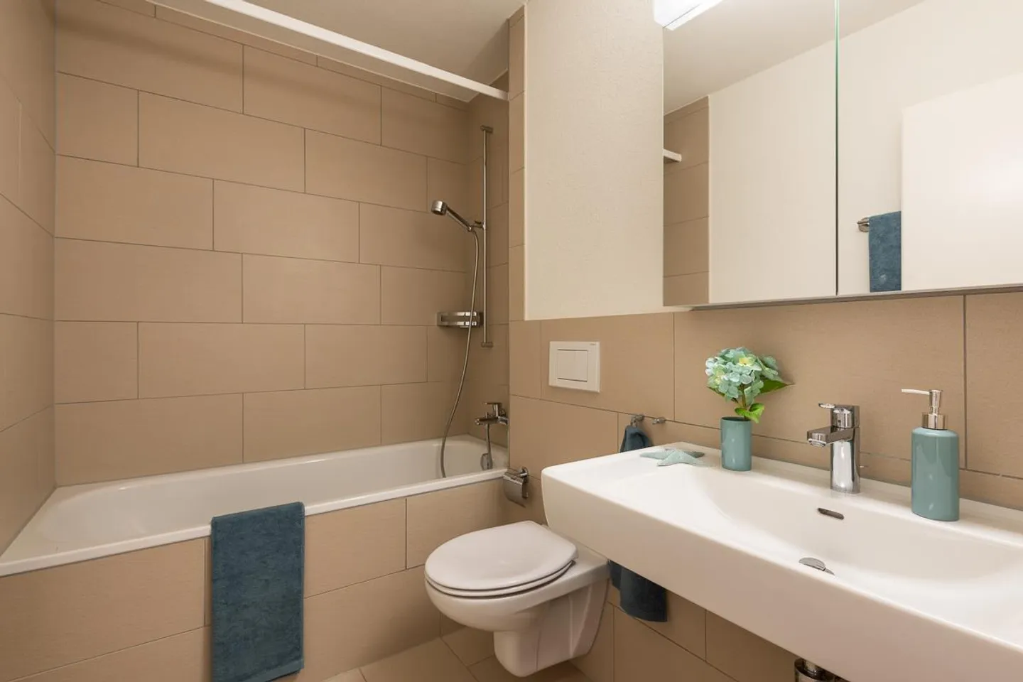 Profitez des soirées d'été sur le patio... - Photo 4 sur 8