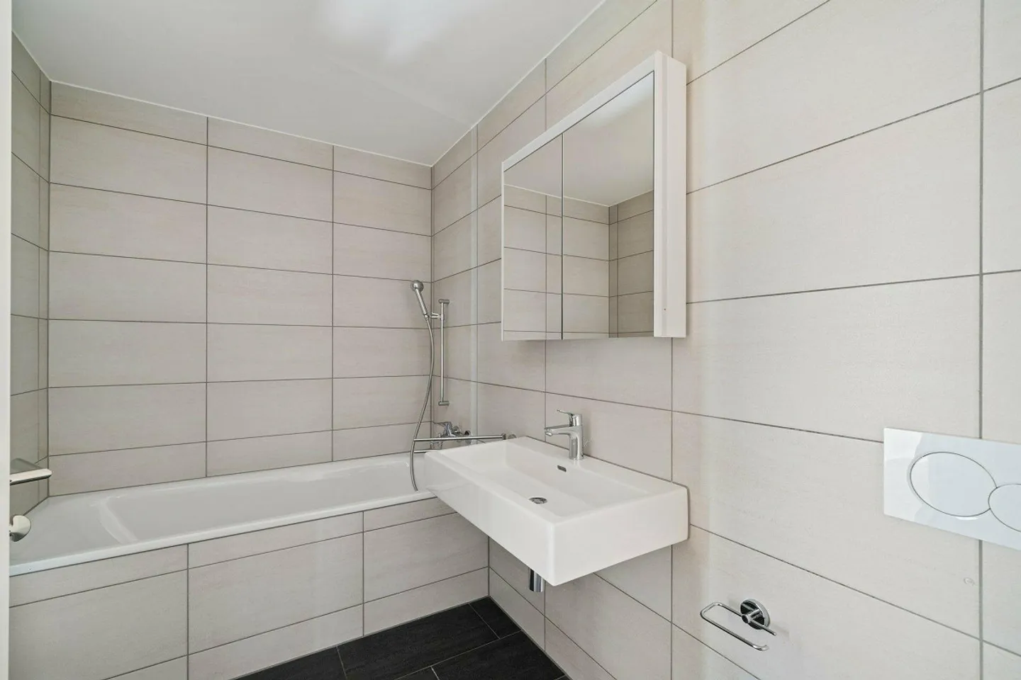 Überbauung FRIDA - Modern Living in the Heart of Lachen! - Photo 5 of 7