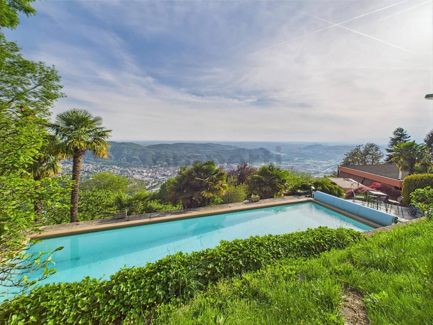 «Bellissima Villa a Sagno con vista Mozzafiato su Como, Brescia e Milano» - Foto 10 di 13