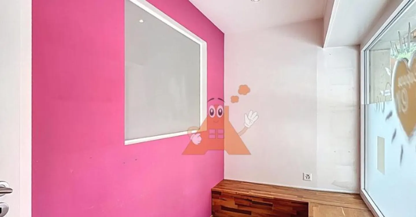 Commercial Space in St-Cergue - Photo 1 of 12