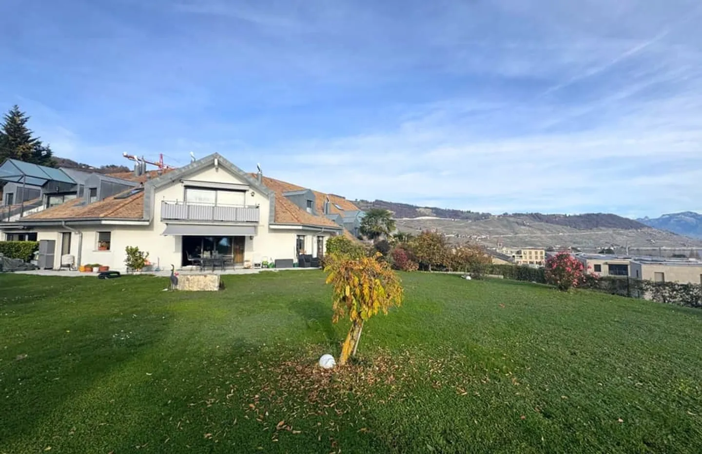 Appartamento Incantevole con Vista Lago - Foto 4 di 6