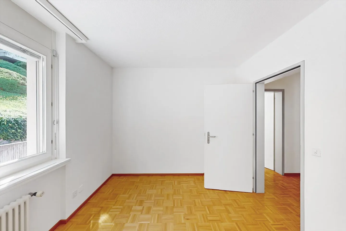 Élégance et tranquillité appartement 3.5 pièces immergé dans la verdure - Photo 9 sur 9