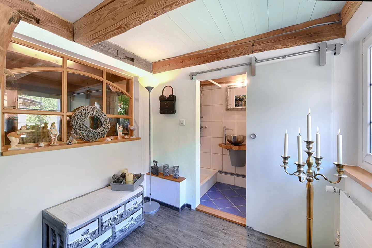 Charmantes Bauernhaus mit Seesicht - Foto 2 von 20