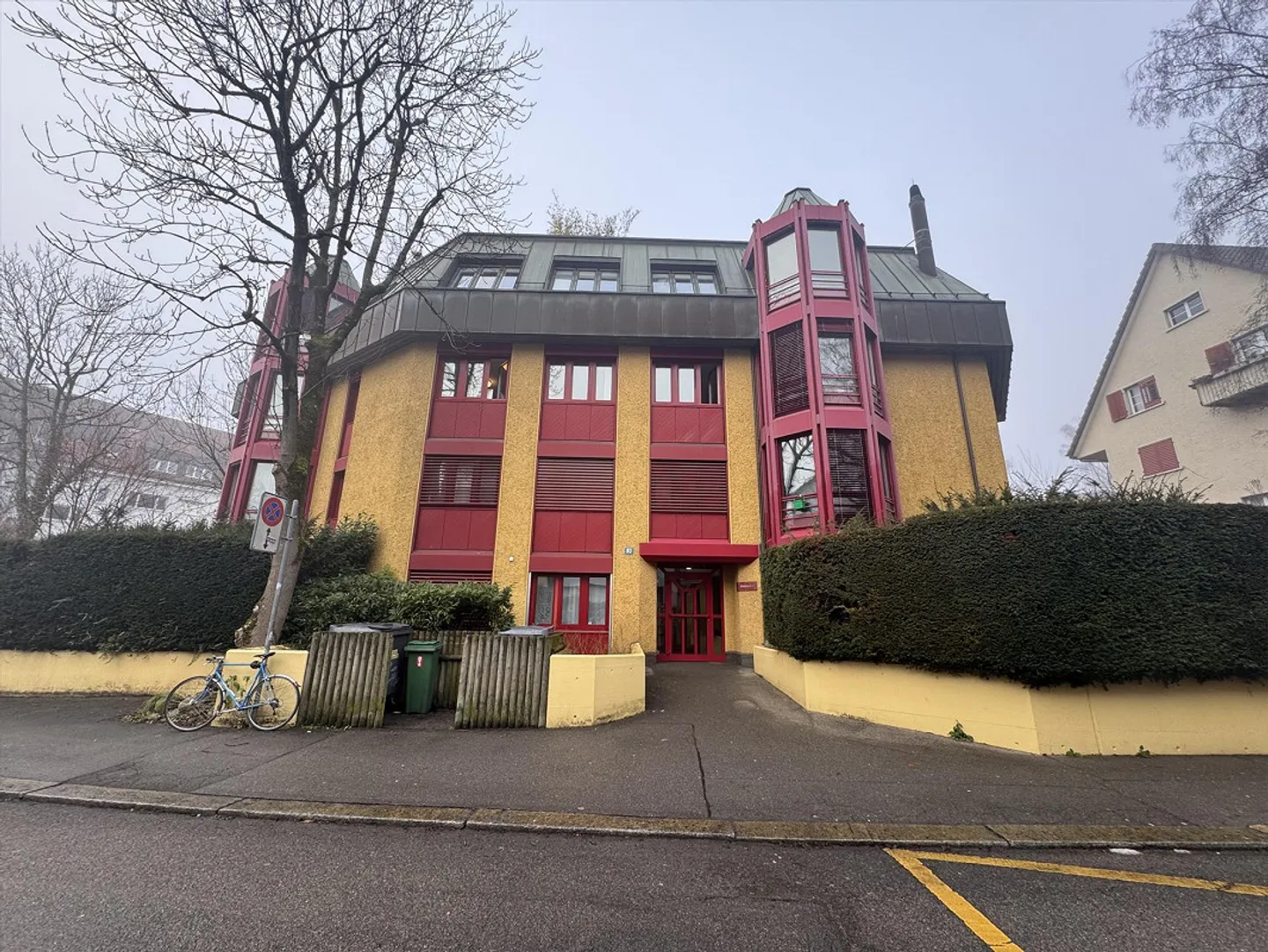 Appartamento 2.5 locali in posizione centrale a Zurigo-Oerlikon - Foto 1 di 8