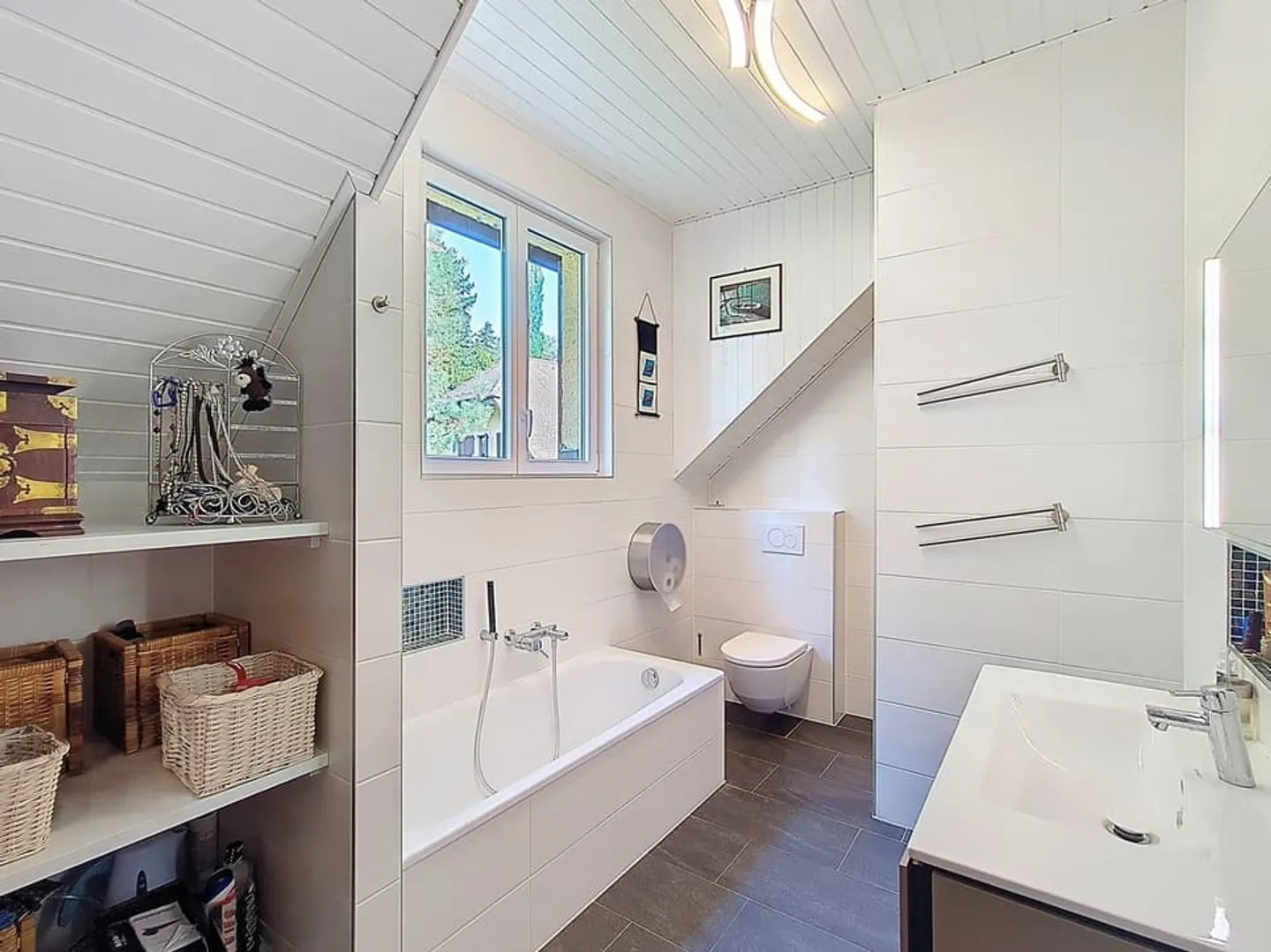 Magnificent 5.5P Villa with a large quiet garden - Photo 7 of 13