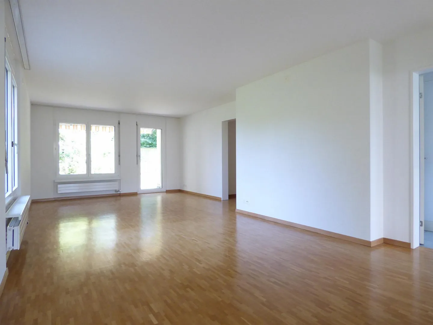 Geräumige Wohnung in bester Lage - Foto 3 von 10