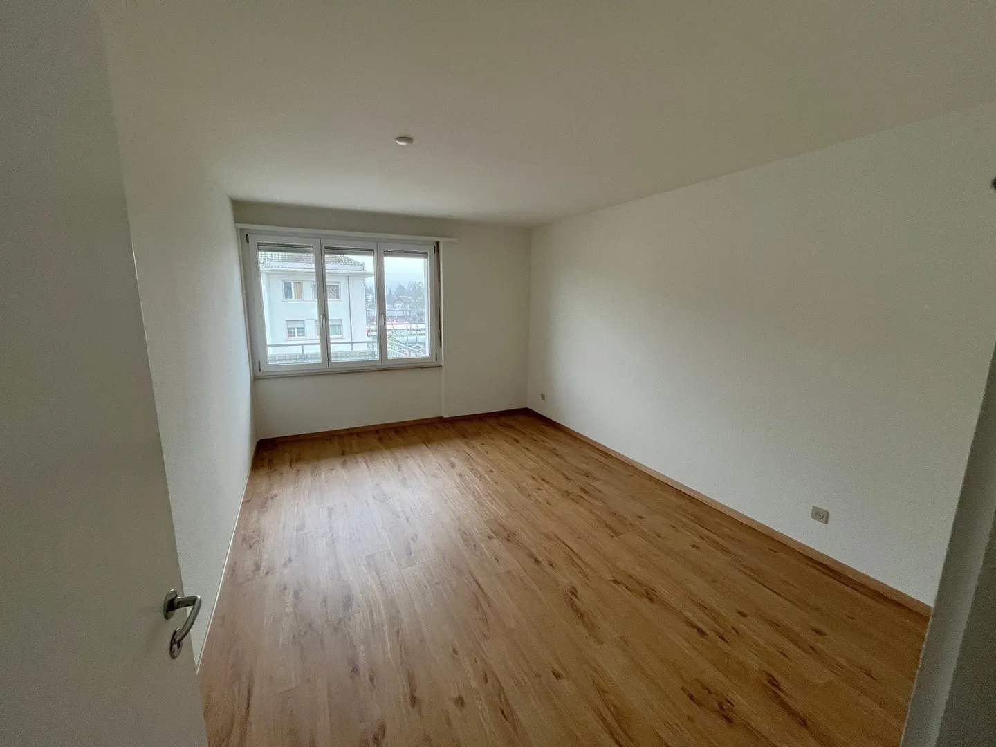 Appartement 3 pièces en périphérie - Photo 3 sur 9