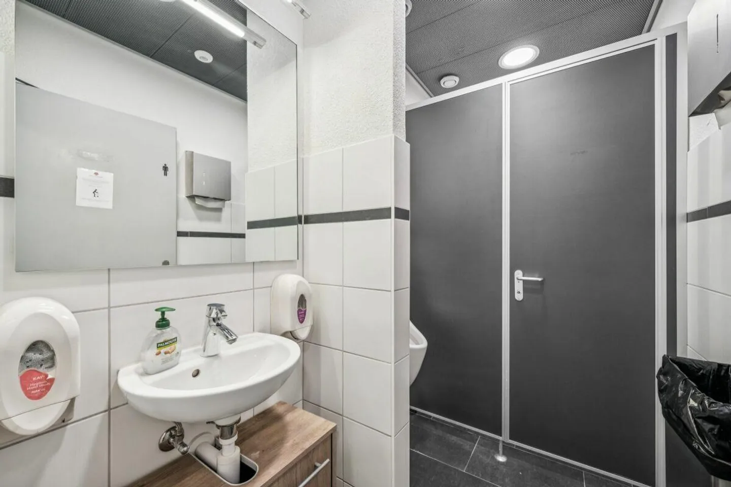 Zürichstrasse 72: Bürofläche mit 174 m² - Foto 4 di 11