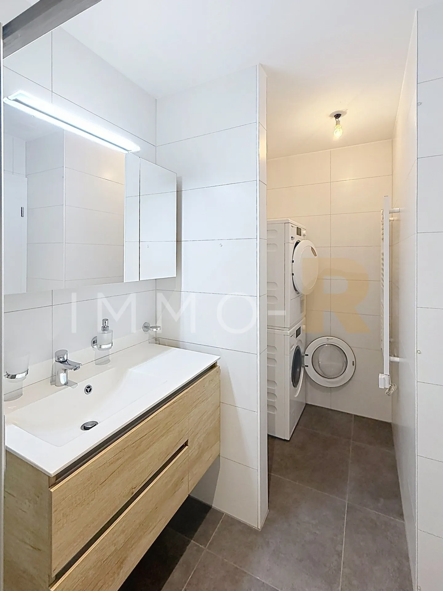 Ravissant appartement de 3.5 pièces avec grand balcon et vue dégagée - Foto 8 di 10