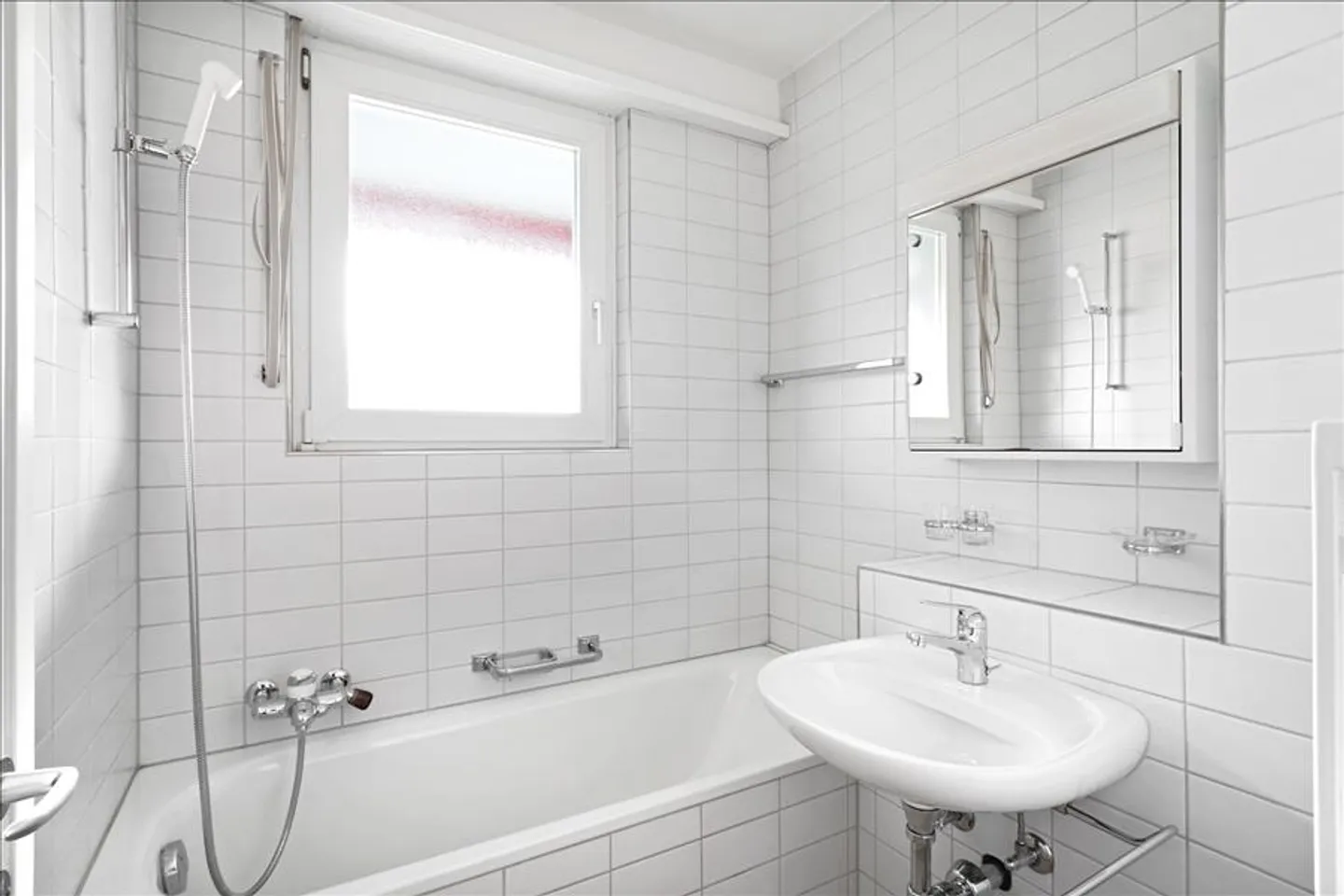 Proche de Novartis - dans une propriété adaptée aux enfants - Photo 5 sur 9