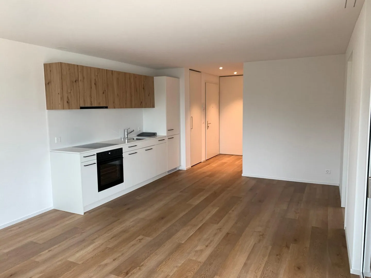 Vivere con stile - moderno appartamento di 2,5 stanze in posizione centrale - Foto 1 di 7