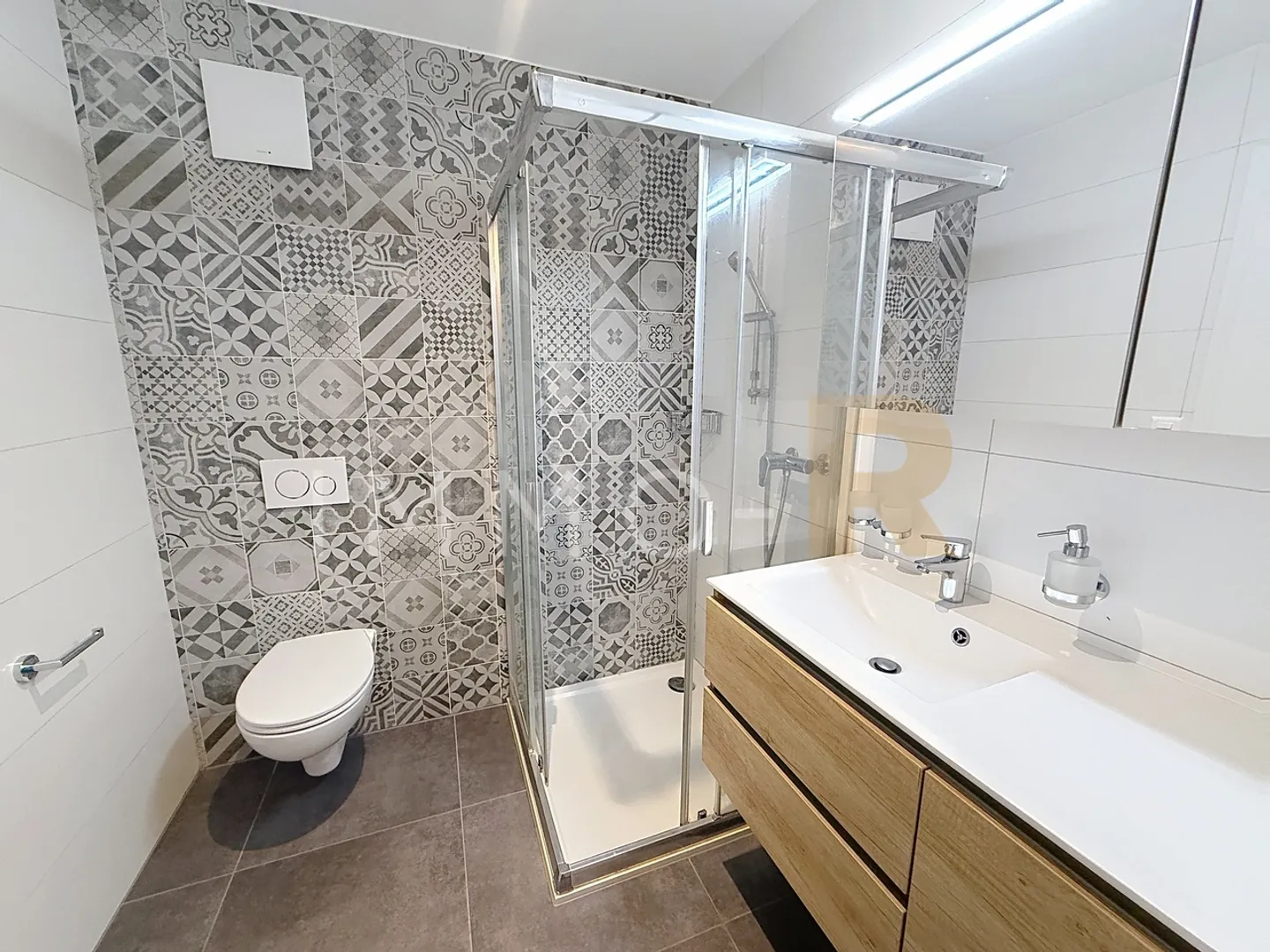 Ravissant appartement de 3.5 pièces avec grand balcon et vue dégagée - Foto 7 di 10