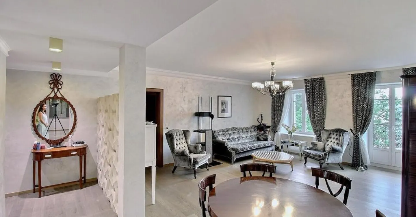 Appartement moderne avec vue lac - Photo 2 sur 11