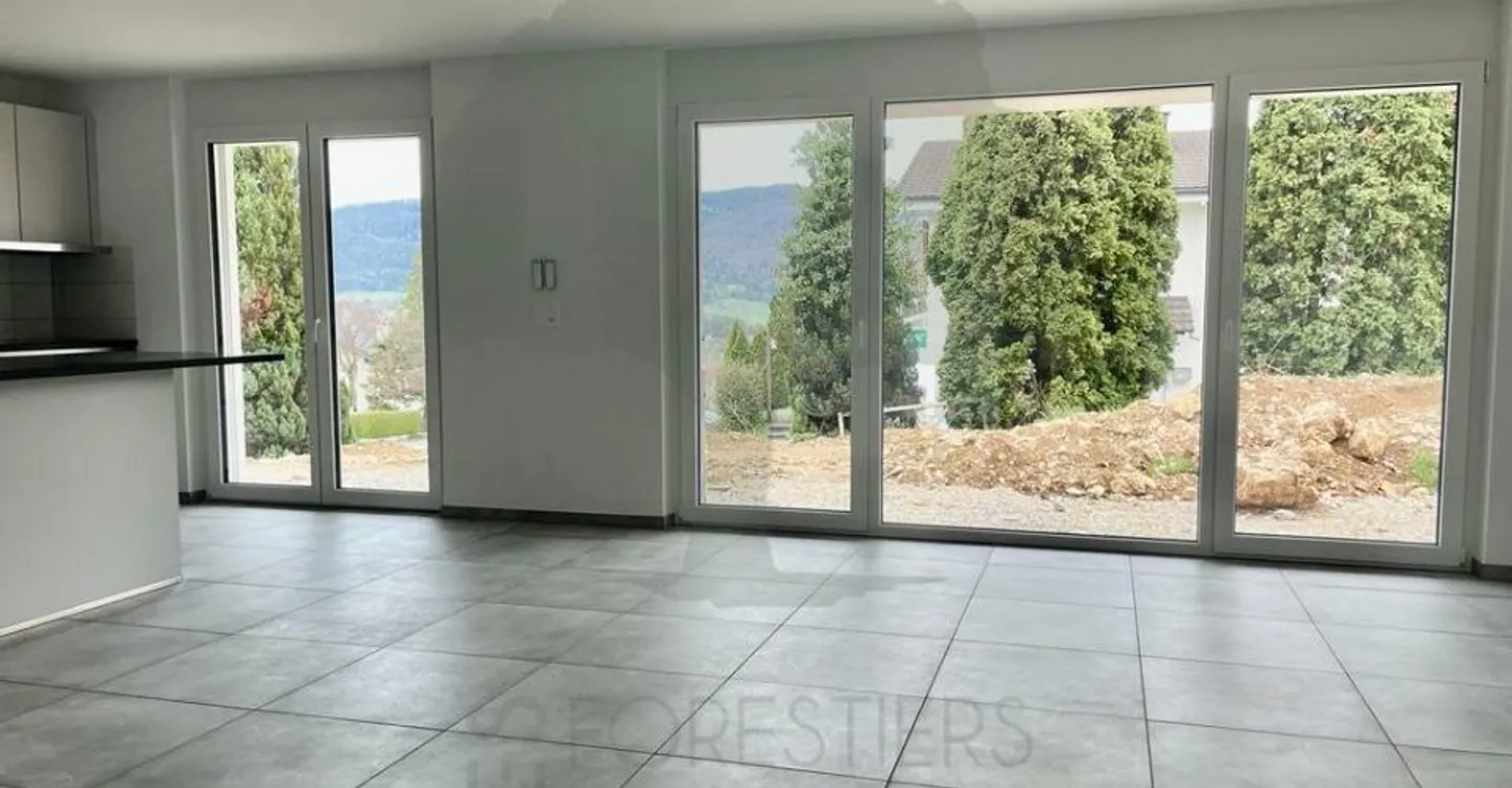 Magnifique Appartement avec Jardin Privé - Photo 2 sur 11