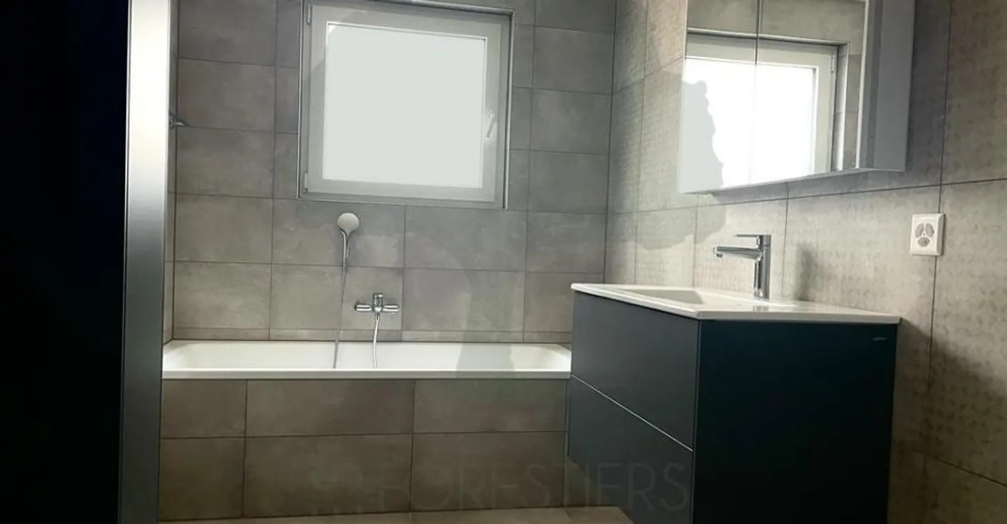 Magnifique Appartement avec Jardin Privé - Photo 7 sur 11