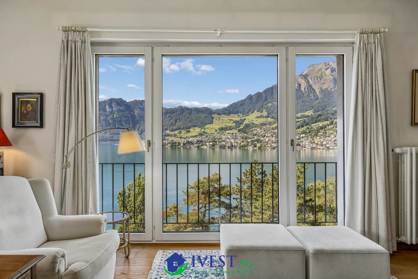 Exclusive Family Home with Lake View - Photo 6 of 39