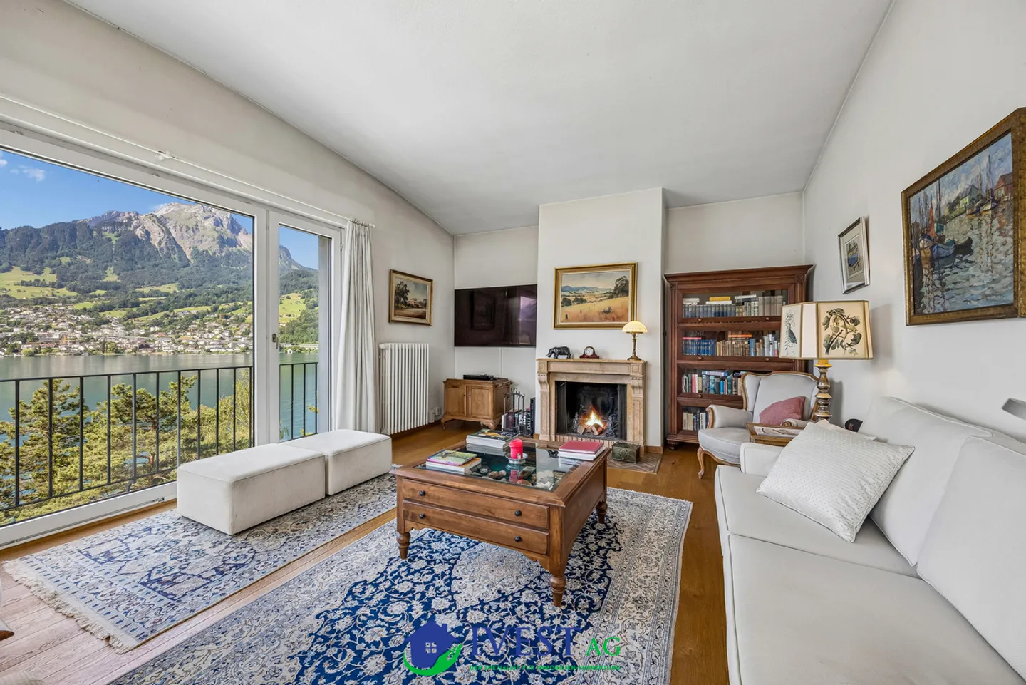 Exclusive Family Home with Lake View - Photo 8 of 39